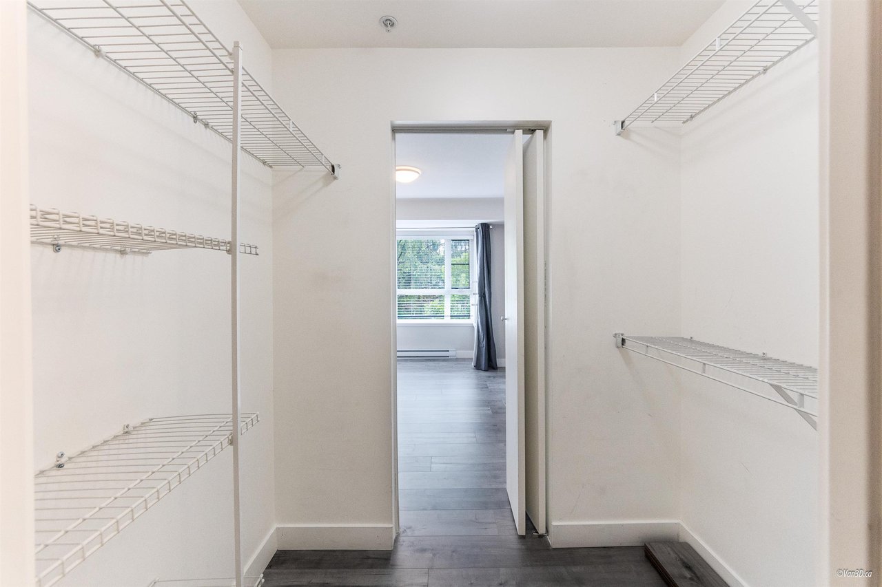 208-12075 Edge Street, Maple Ridge