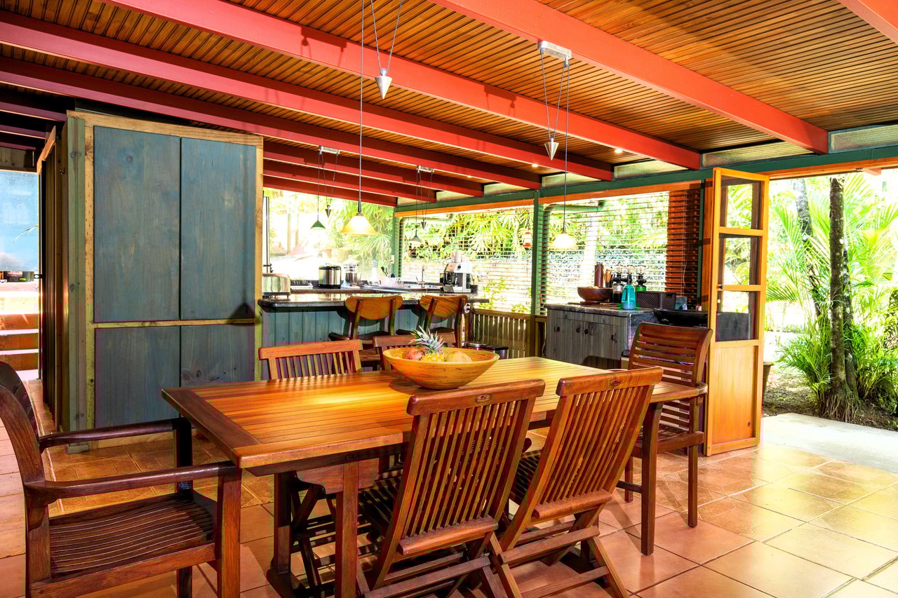 A MONEY MAKER! Location, home, guest cabins, with a SUCCE$$FUL exclusive distribution agency!
