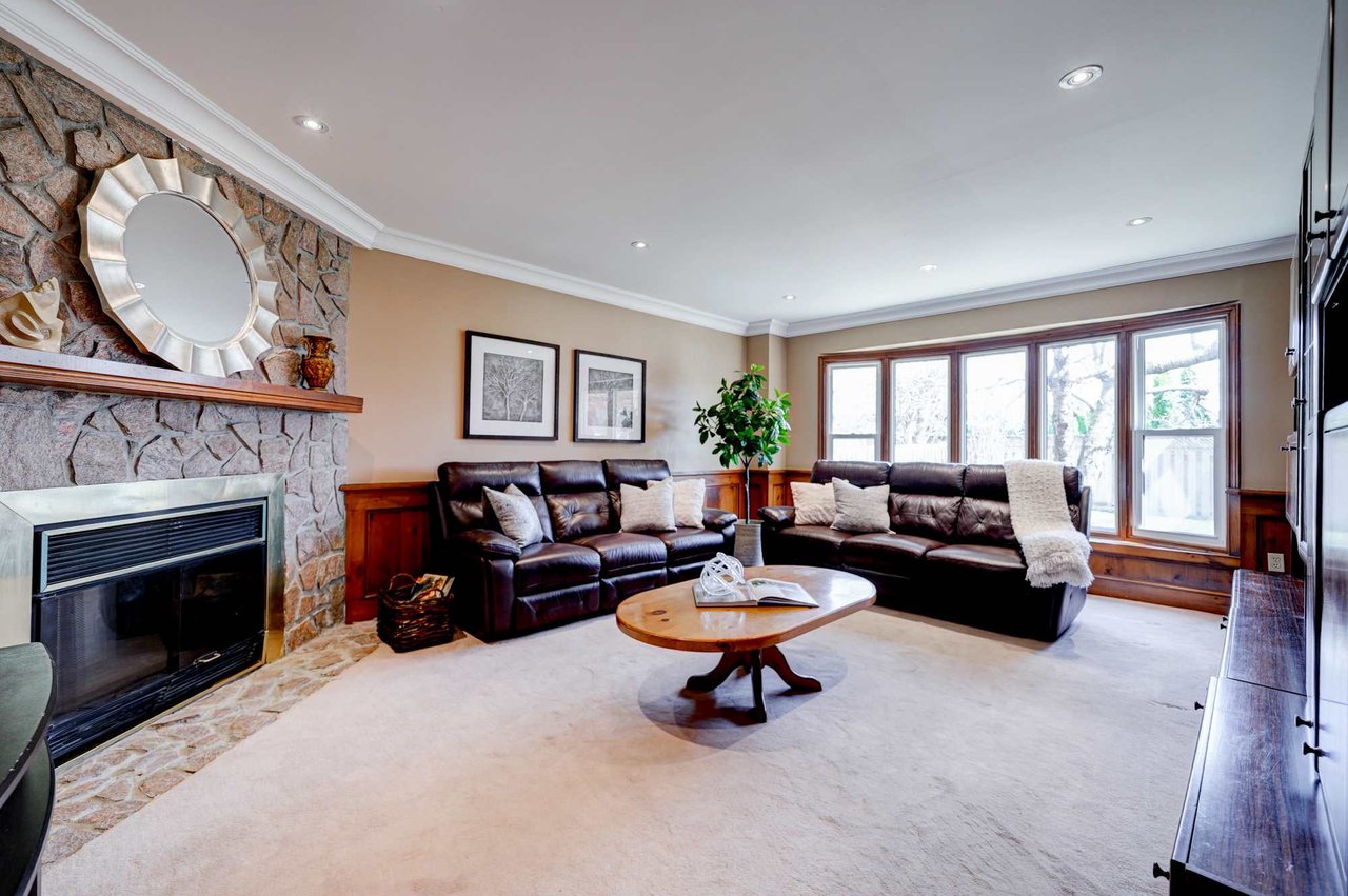 2184 Lumberman Lane