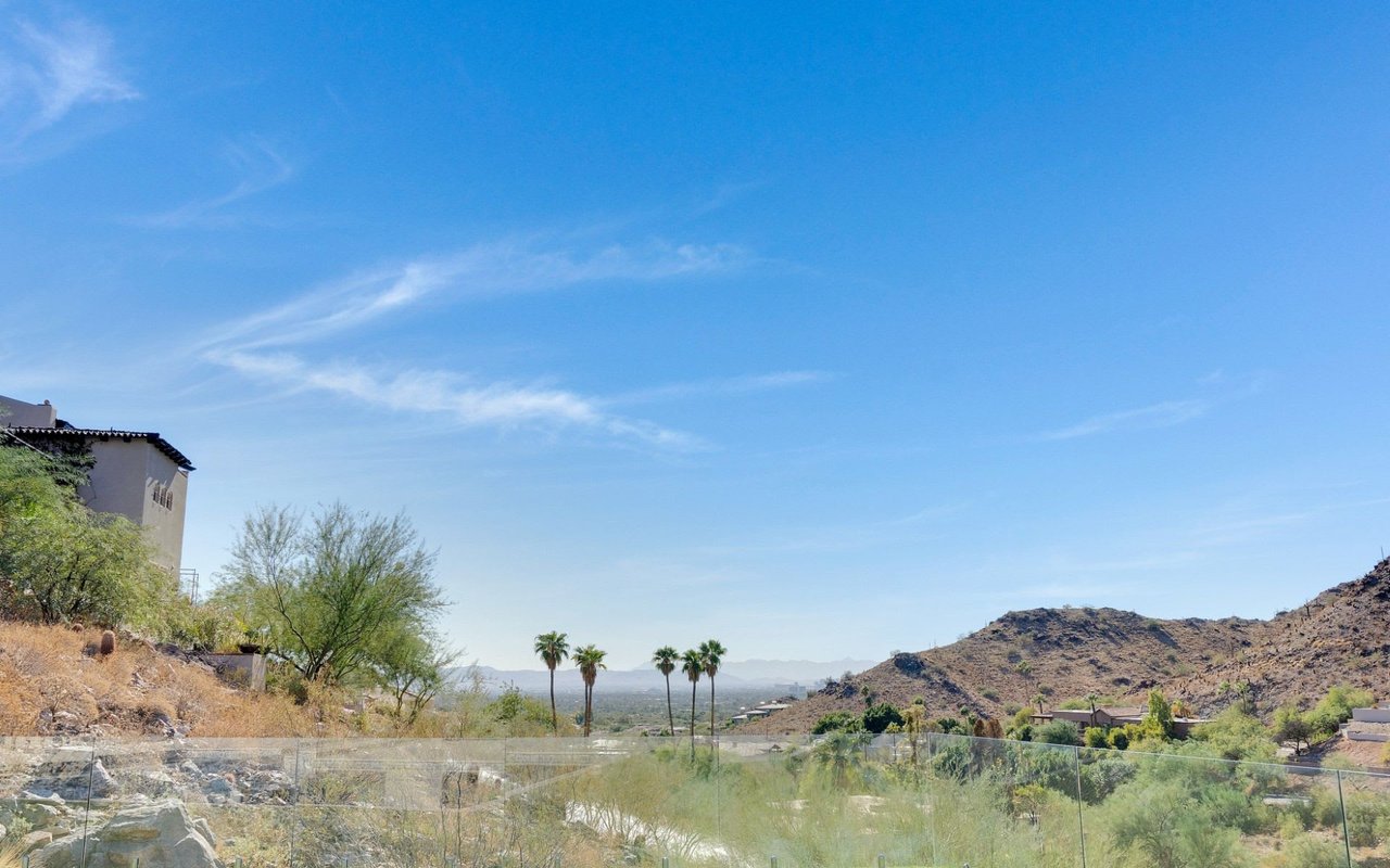 7043 N Longlook Road, Paradise Valley, AZ