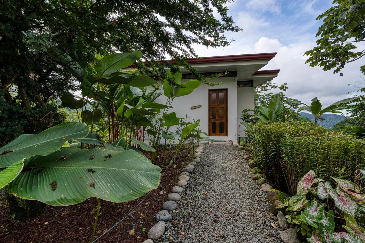 Award Winning Boutique Hotel - Bed and Breakfast