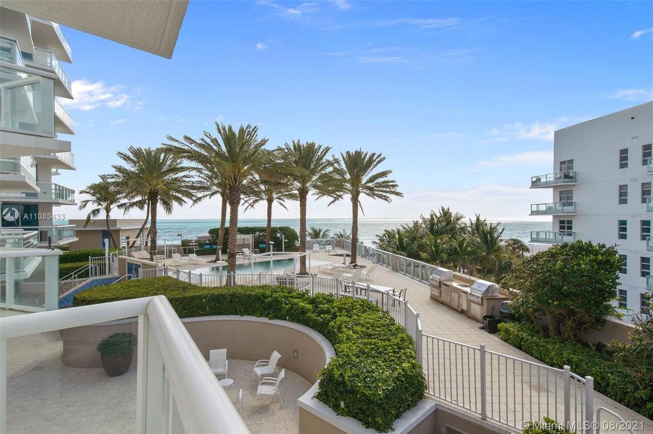 3801 Collins Ave, #501