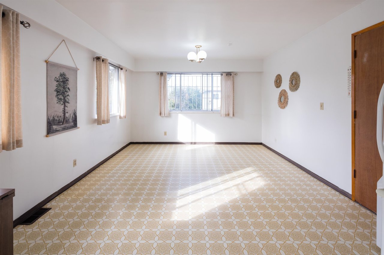 250 Alpha Ave