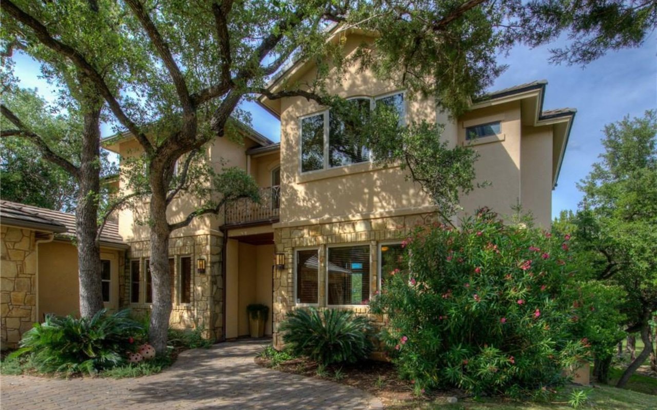 5711 Pool Canyon Cv