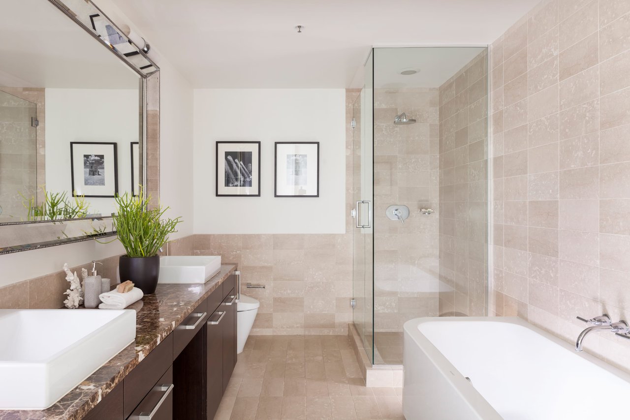 Grand Triplex Penthouse at Blu