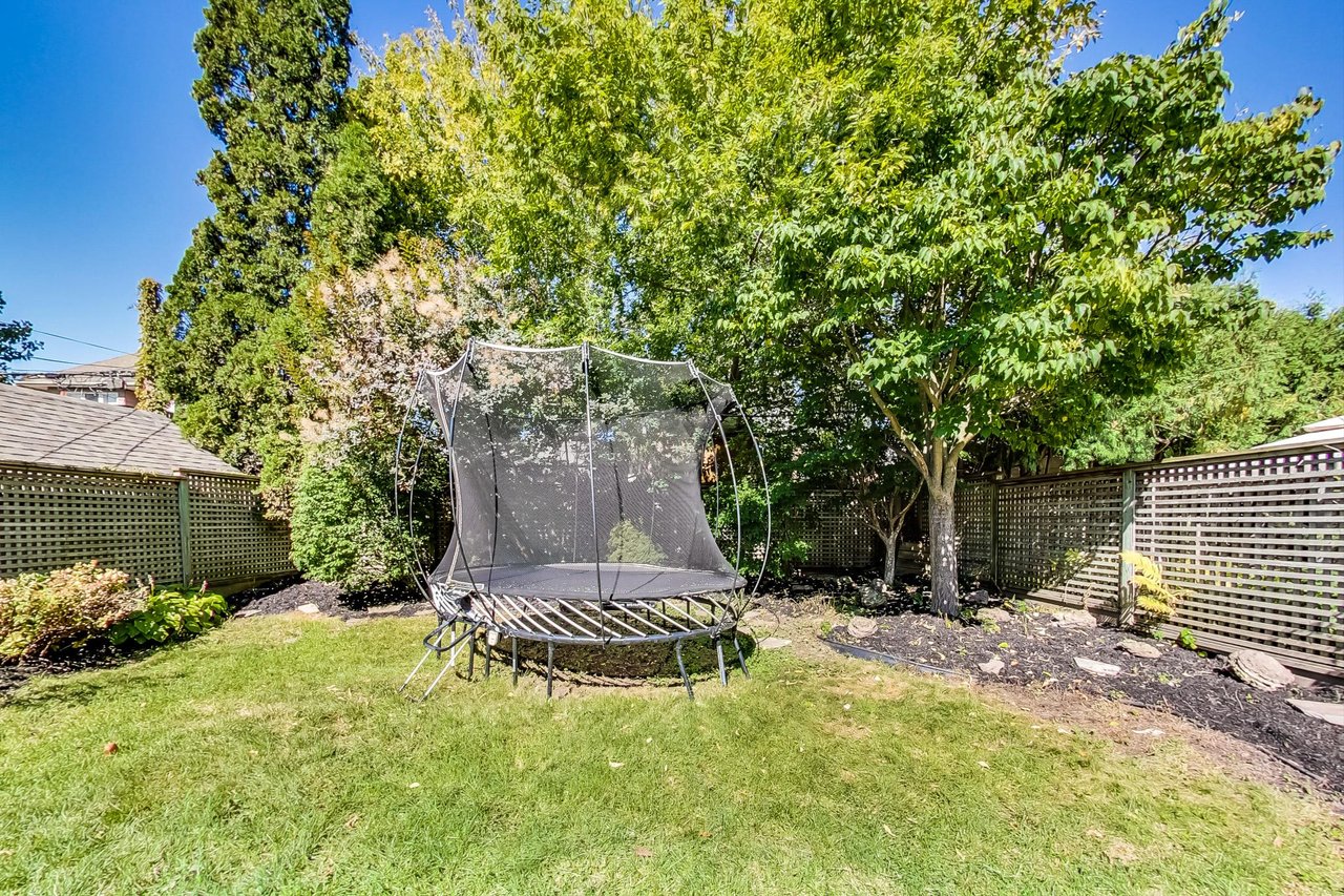 14 Armadale Avenue in Swansea Bloor West