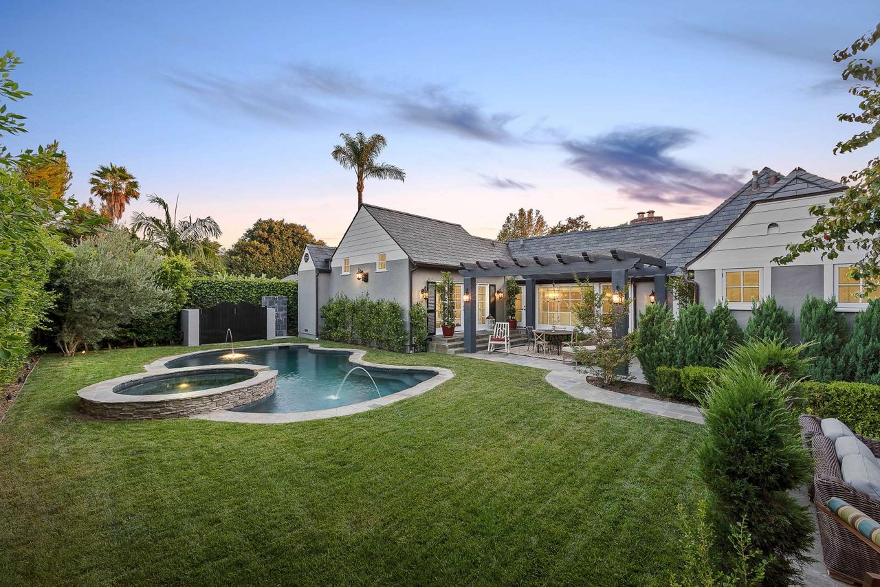 Curbed LA: 1930's English-Style Home in Studio City