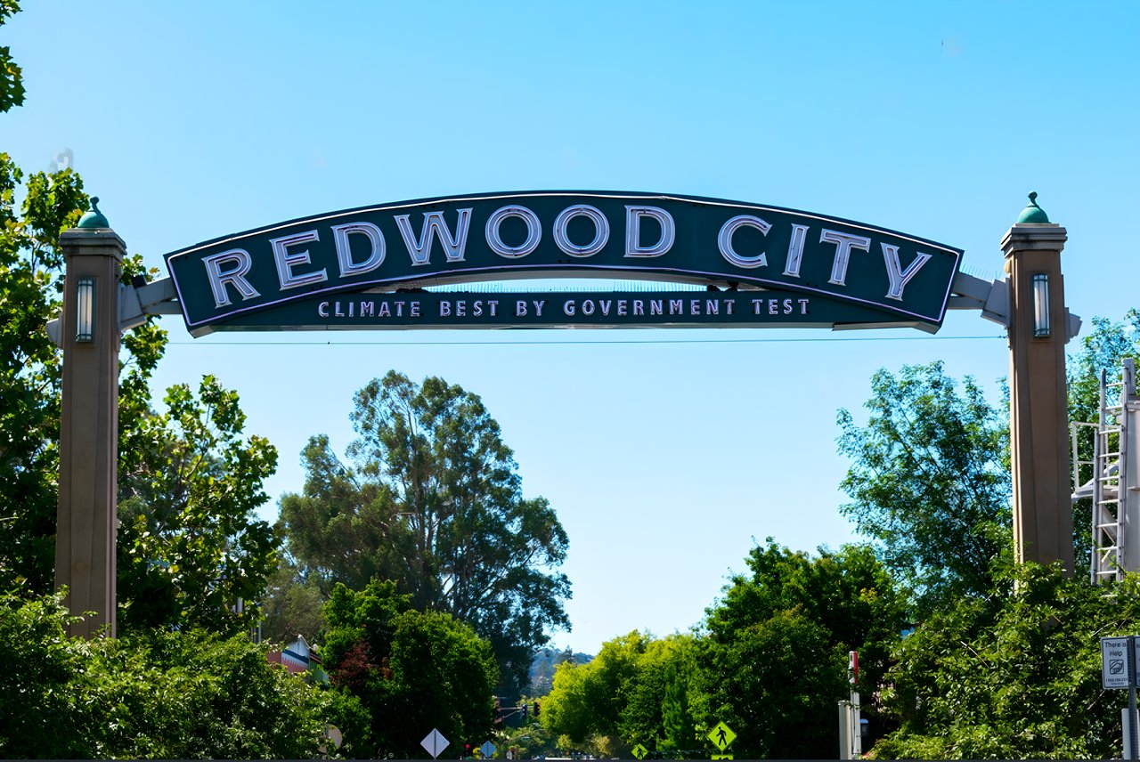 Redwood City Sign 