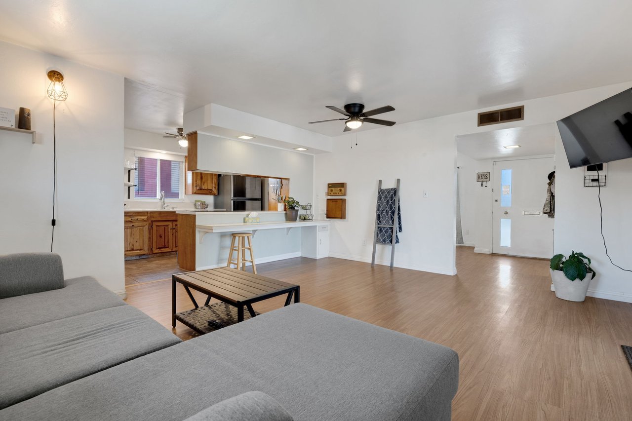 2404 Belvedere Avenue, Bakersfield, CA 93304