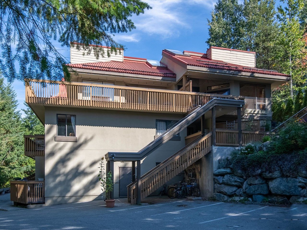 6-2238 Gondola Wy