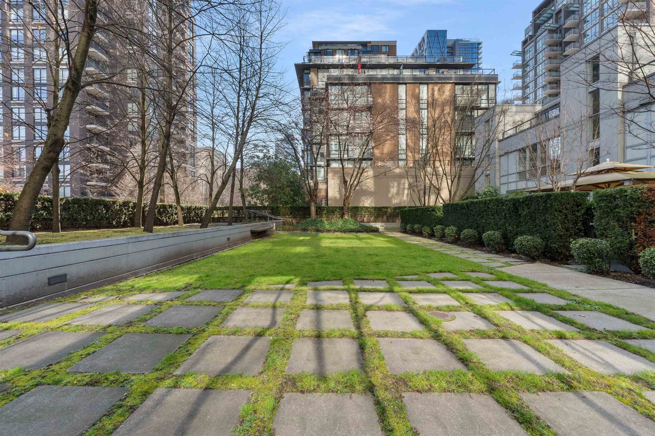 1902-1010 Richards Street, Vancouver