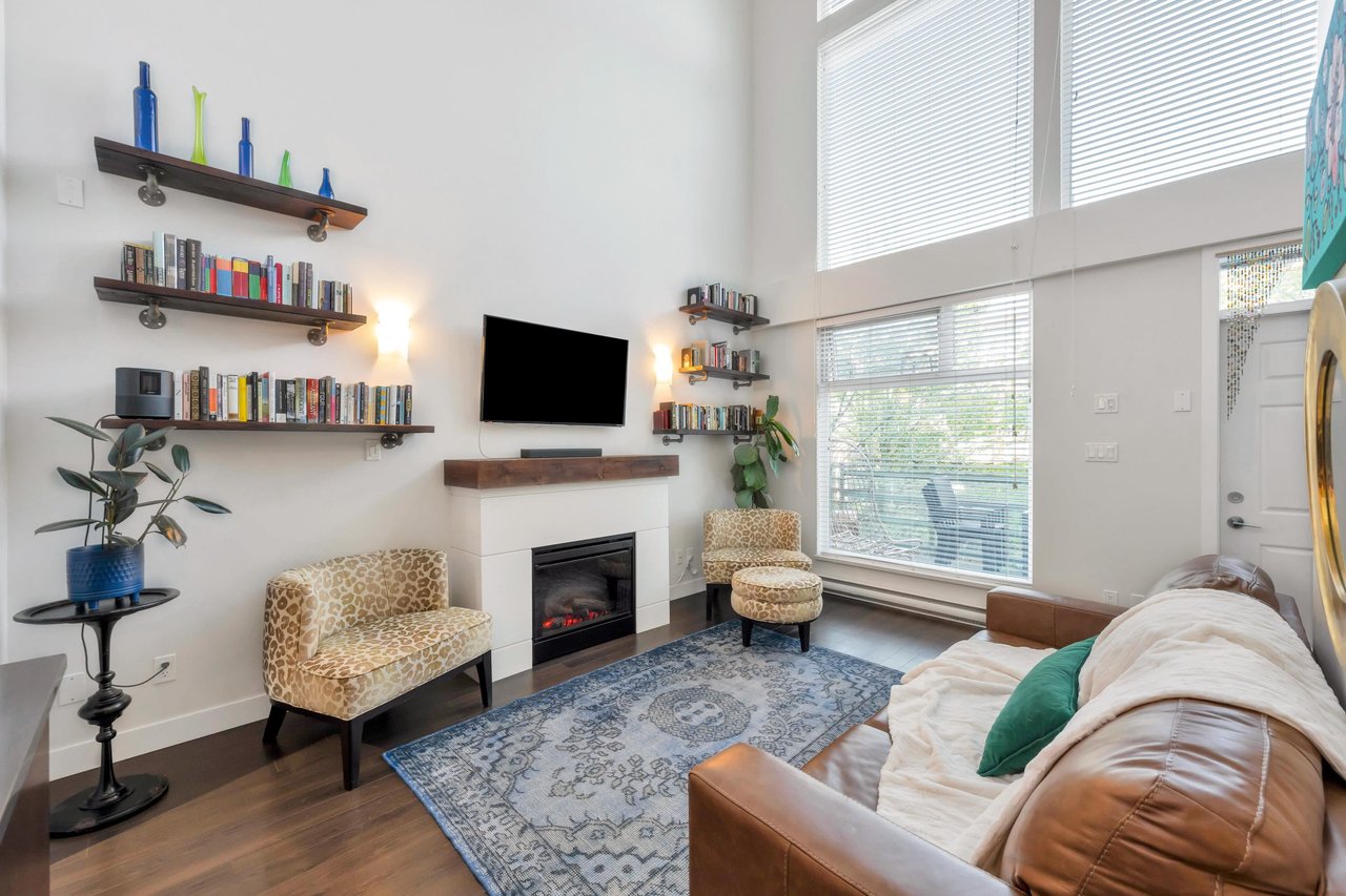 12-15850 26 Ave