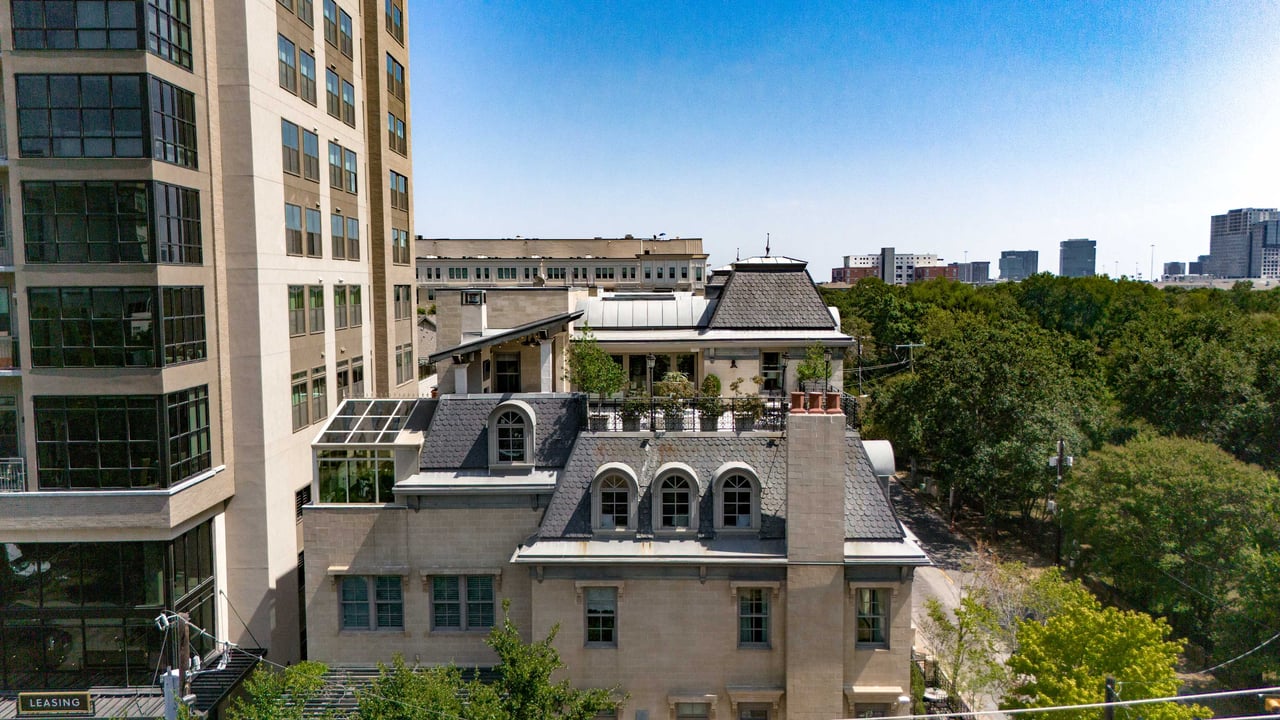 Parisian Townhouse in Dallas