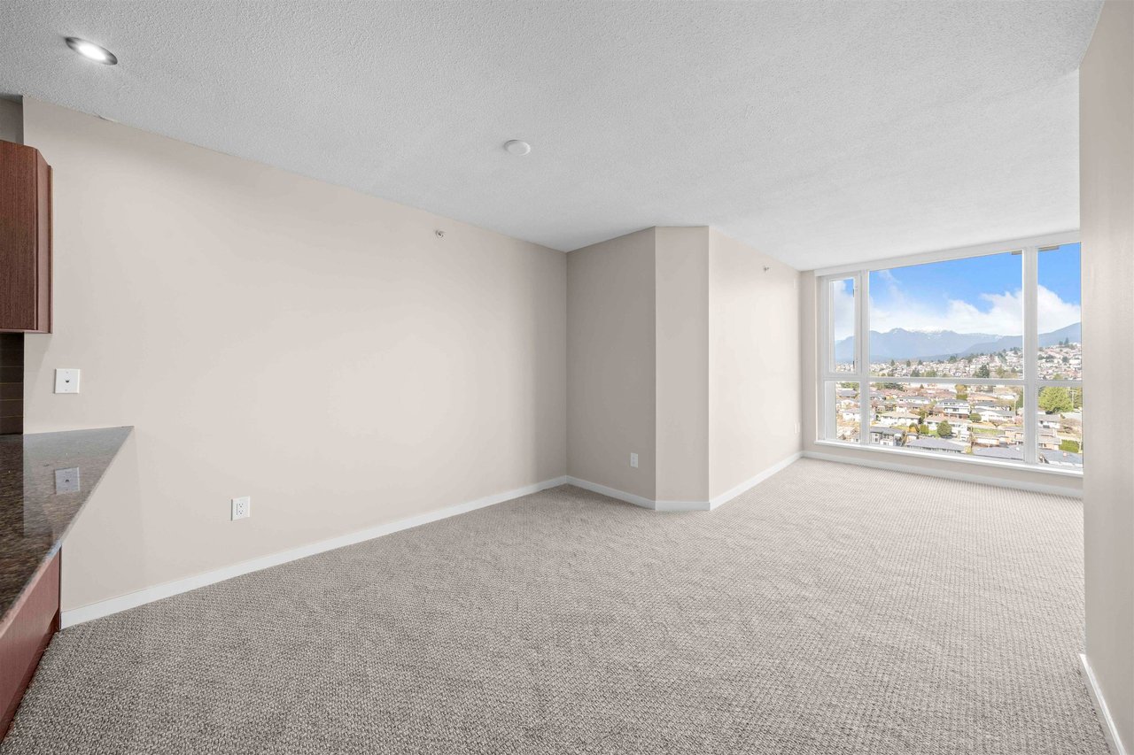 2405-4888 Brentwood Dr