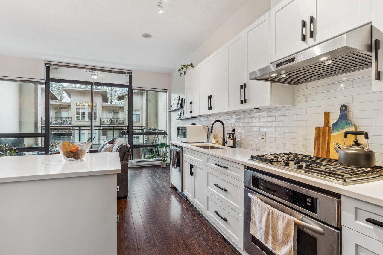 214-121 Brew St