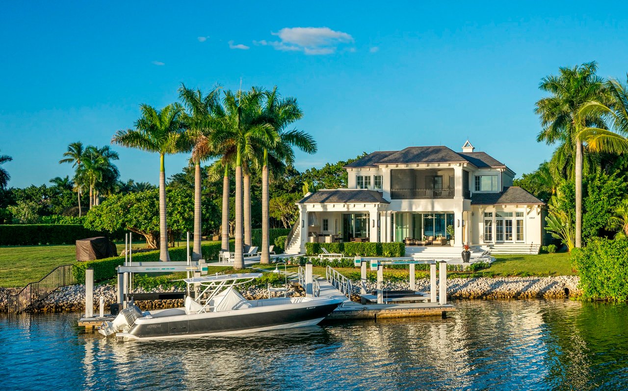 Best Neighborhoods to Live in Naples FL