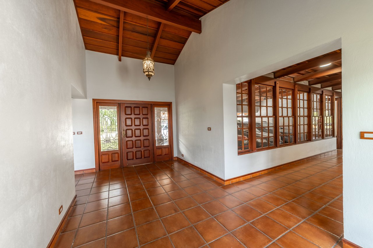 Private Gated Guest House Estate, Escazu, San Jose