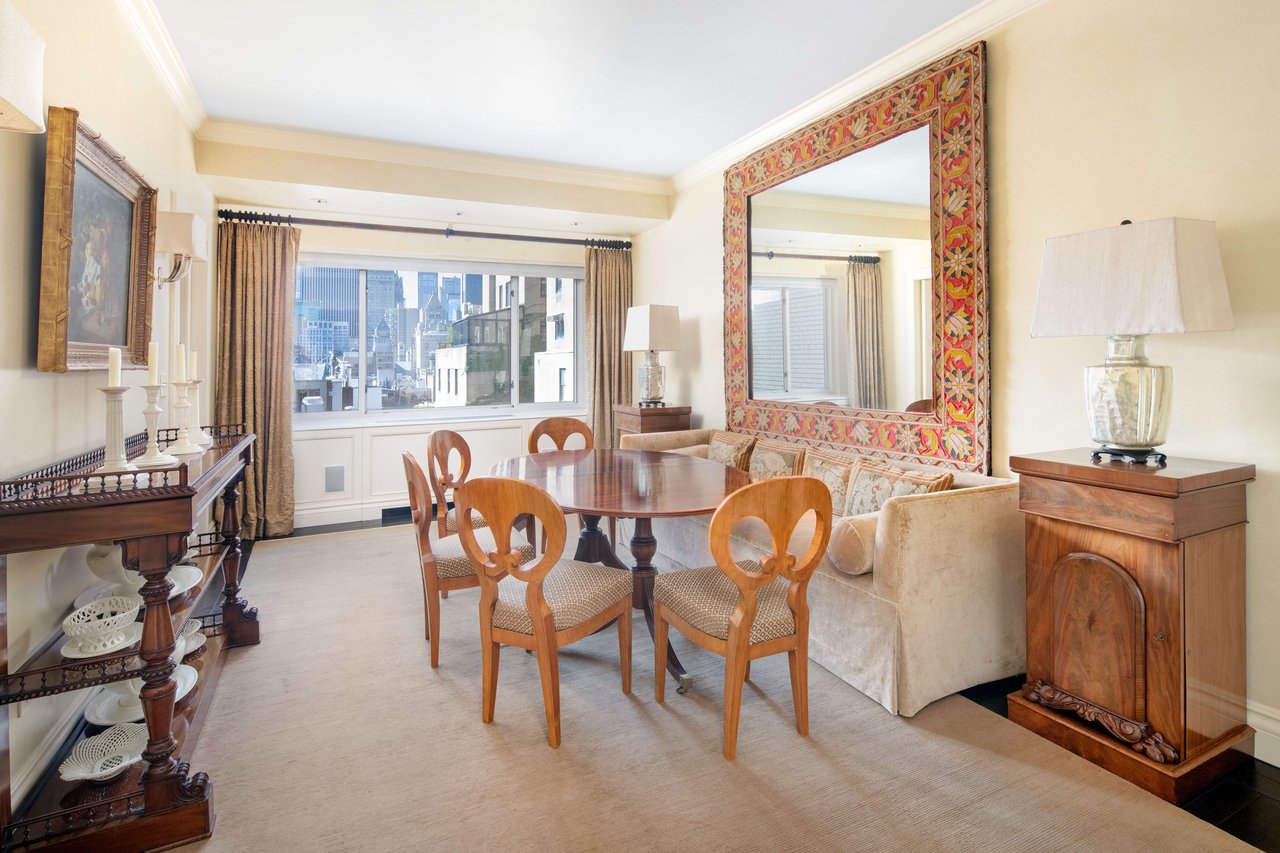 10 East 70th Street