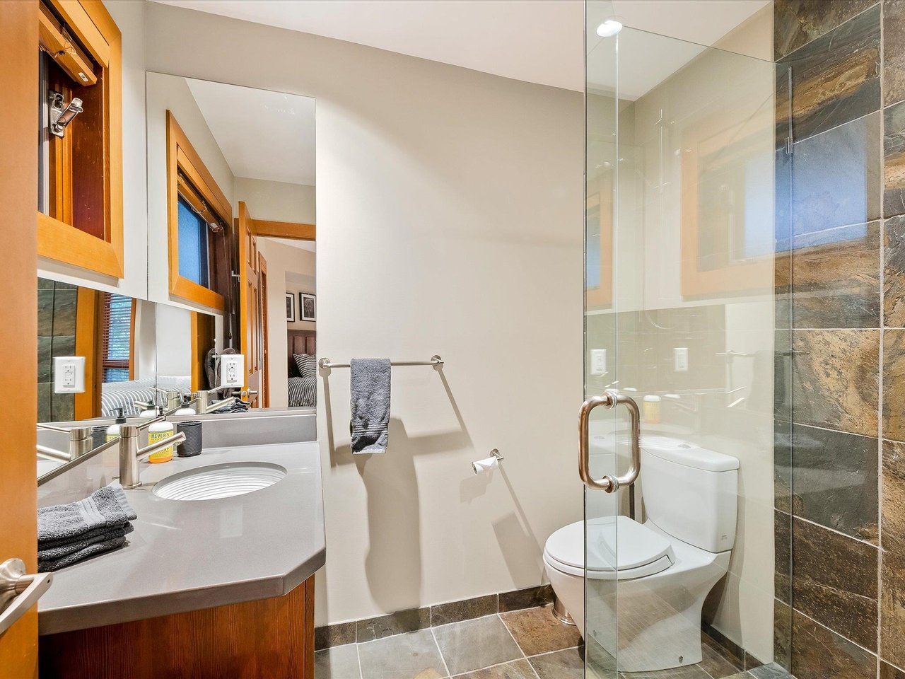 2540 Tricouni Pl