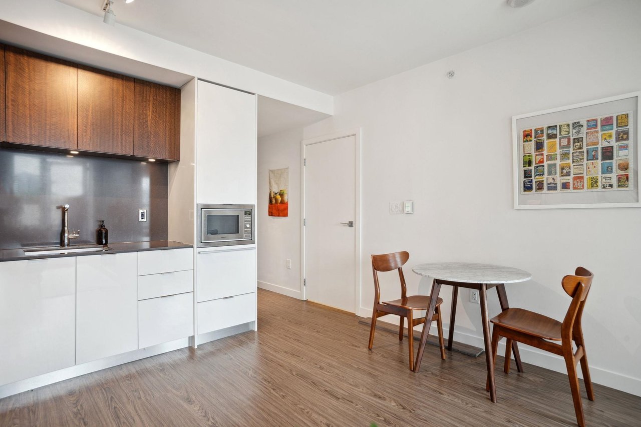 504-209 E 7th Ave