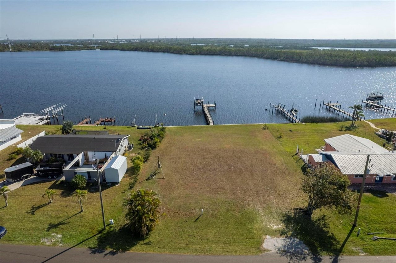 💦🚤PENDING🚤💦 @2316 HARBOUR DR, PUNTA GORDA, FL 33983