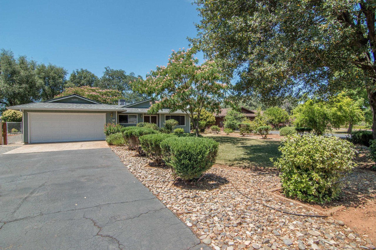 7186 Bohn Blvd.