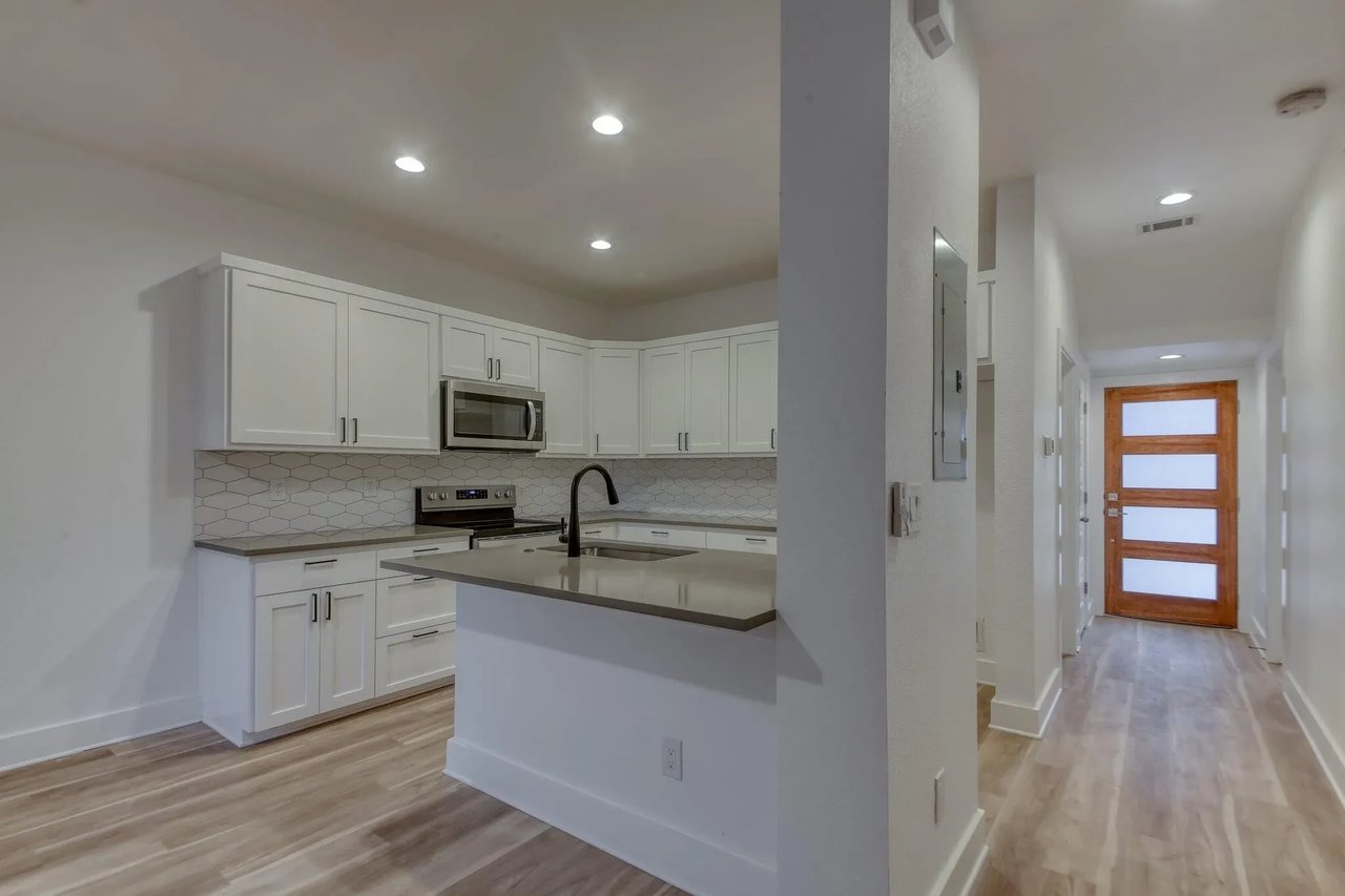 512 Palmer Dr
