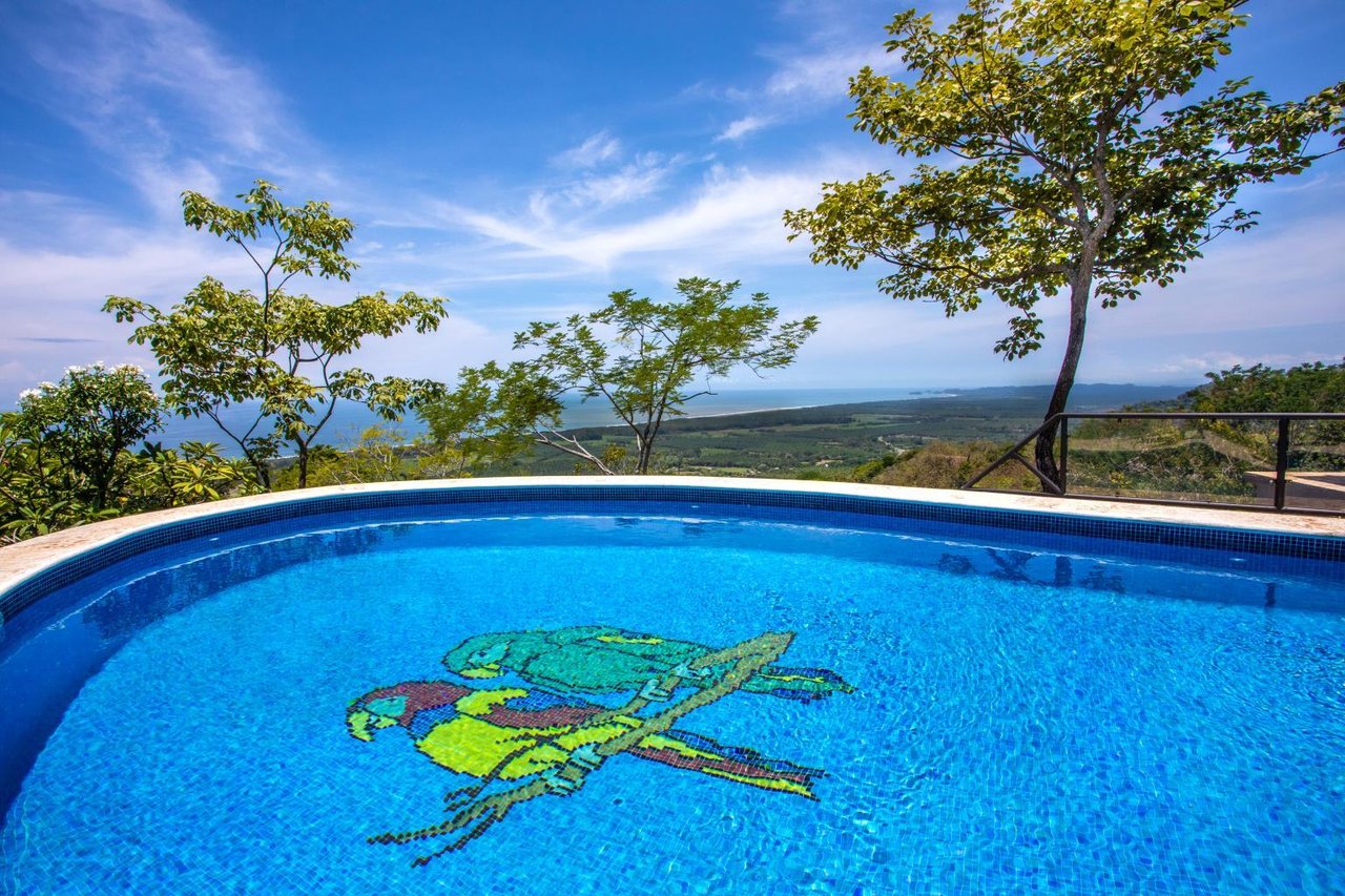 Incredible 7,000 Ft2 Ocean View Home With 200 Acre Reserve!