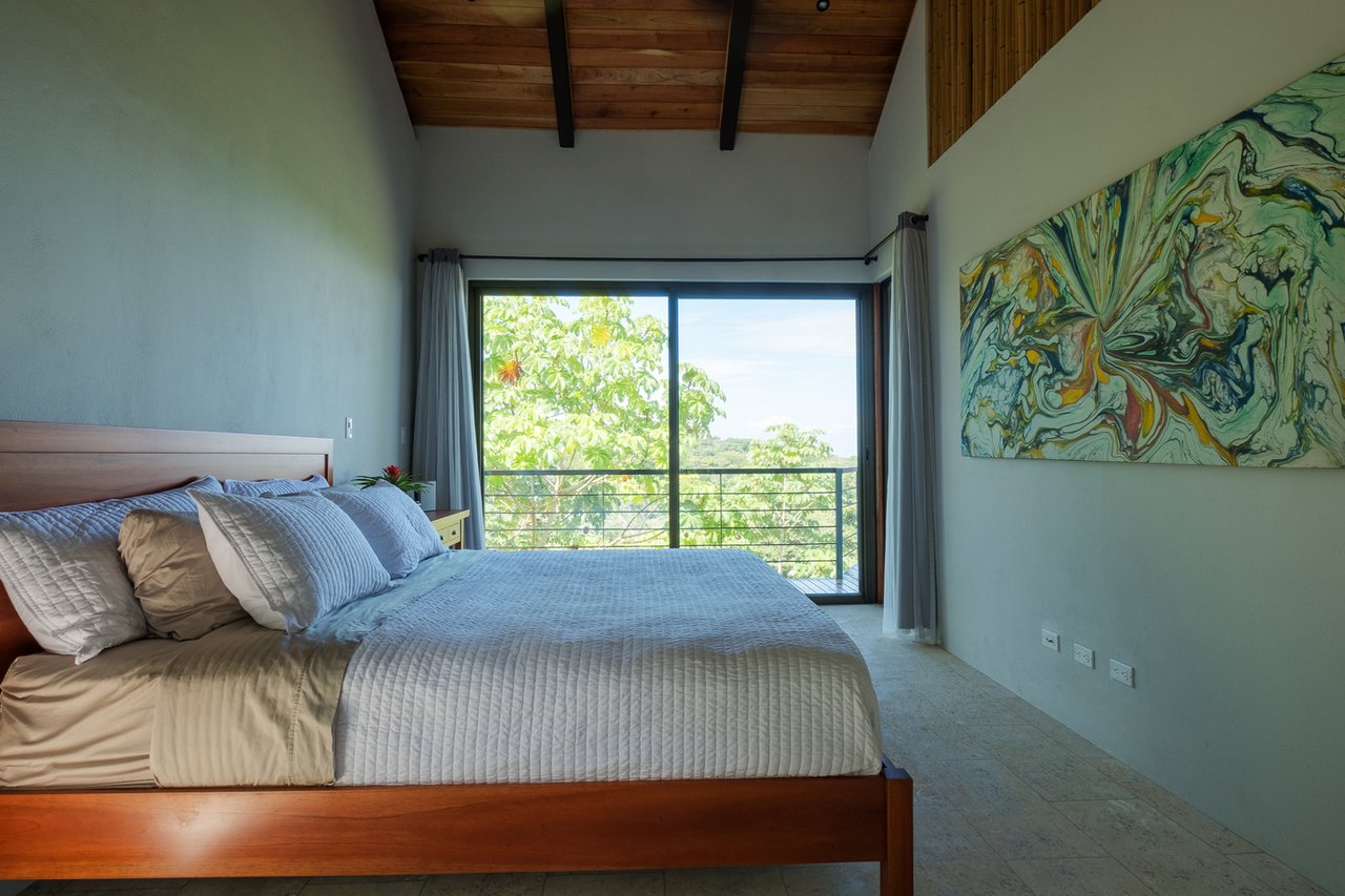 Luxury Infinity Pool Property, Uvita, Puntarenas