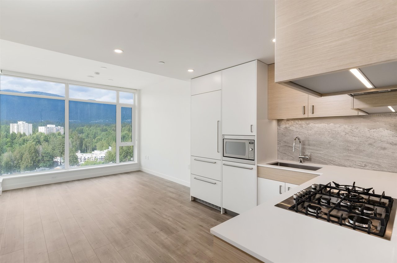 1701-200 Klahanie Ct