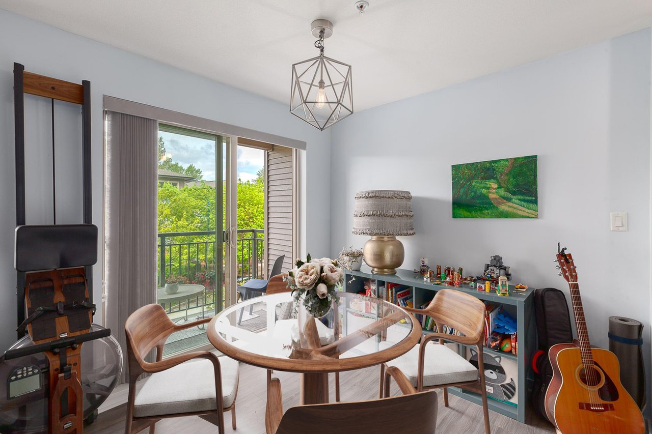 301-701 Klahanie Drive, Port Moody