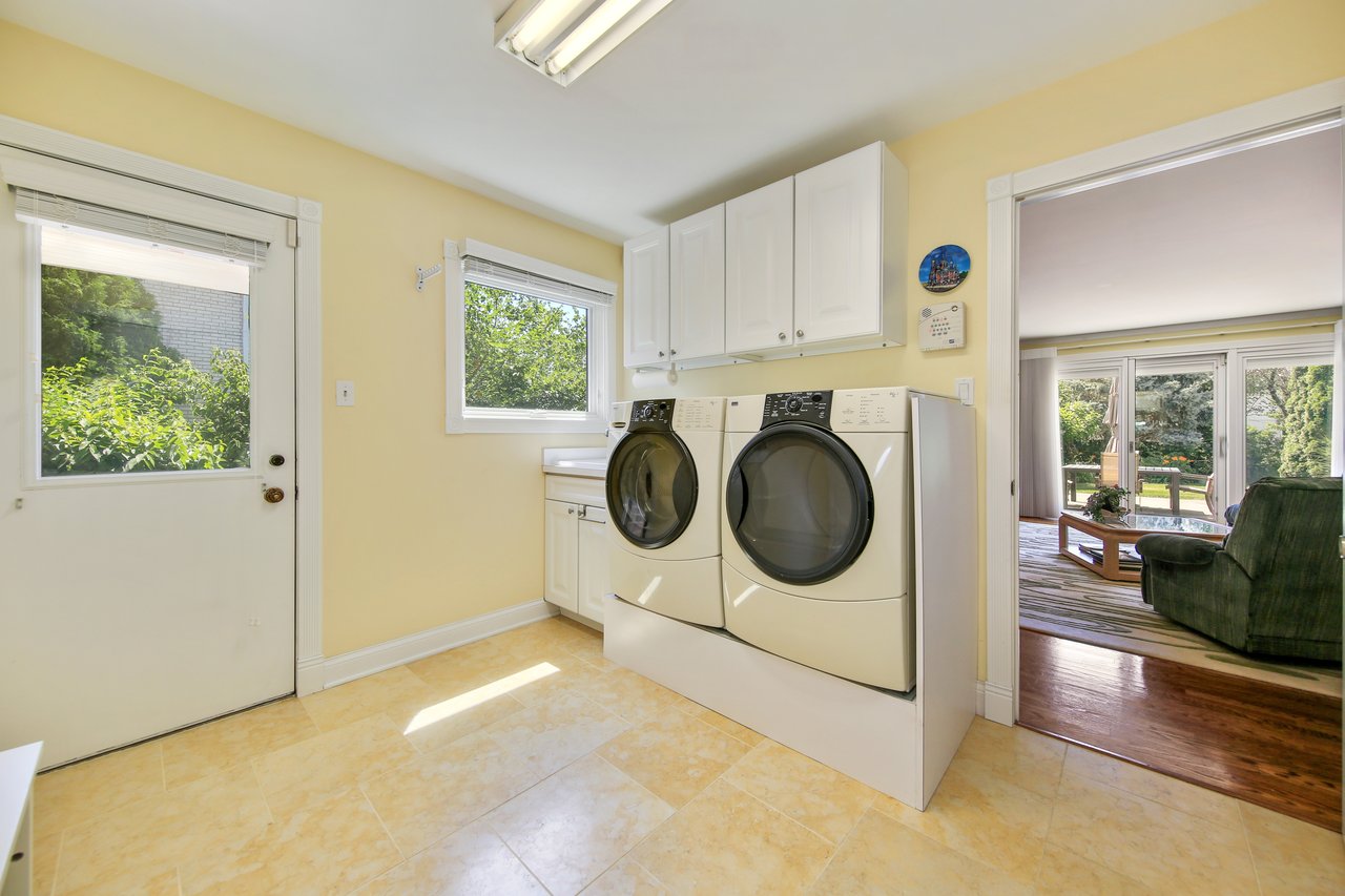 Beautifully Appointed Home Perfect For Entertaining