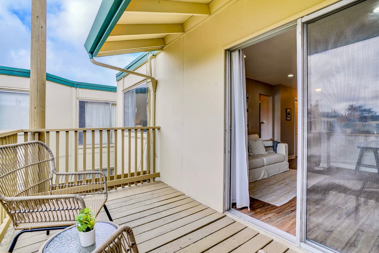 395 Imperial Way #328, Daly City