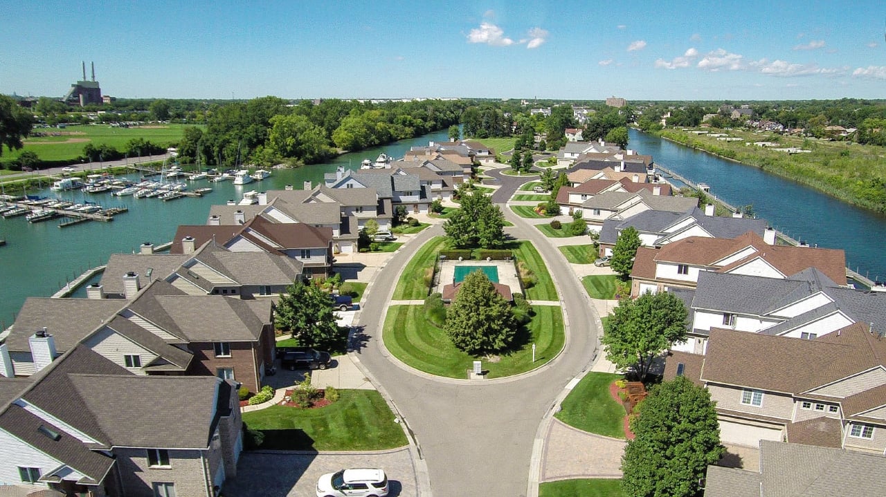 Shorepointe Village