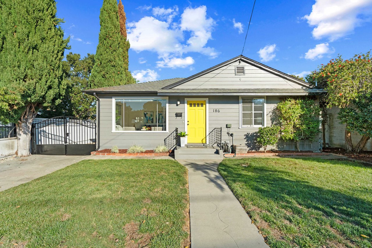 186 S Pastoria AVE