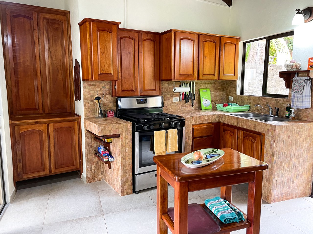 Ocean View Home With Expansion Sites, Ojochal, Puntarenas