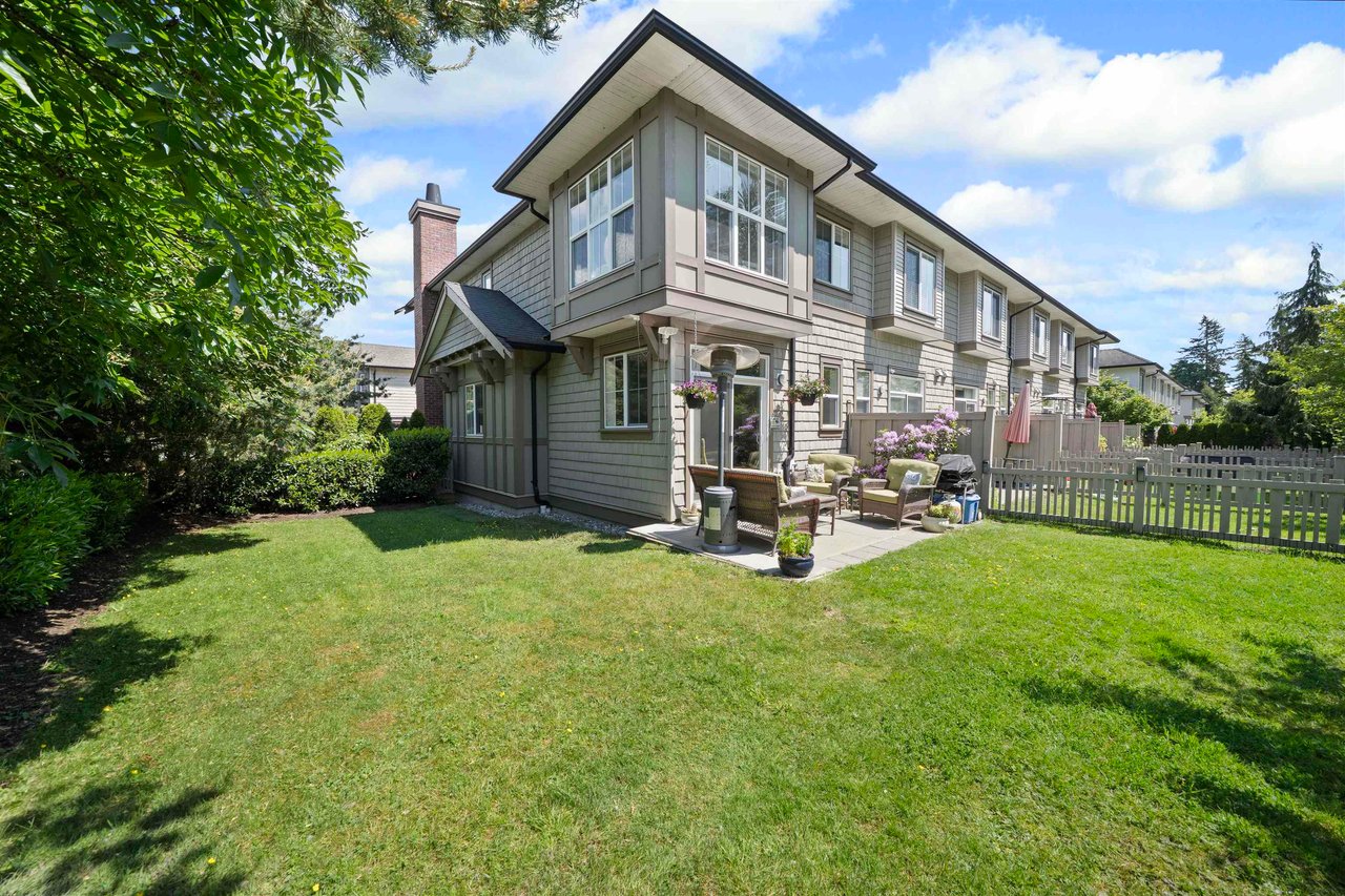 83-14838 61 Ave