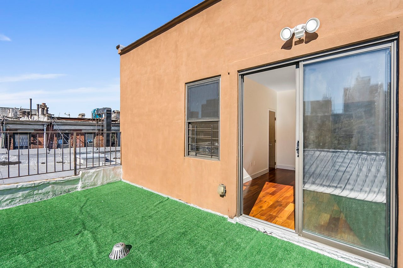 205 East 115th St