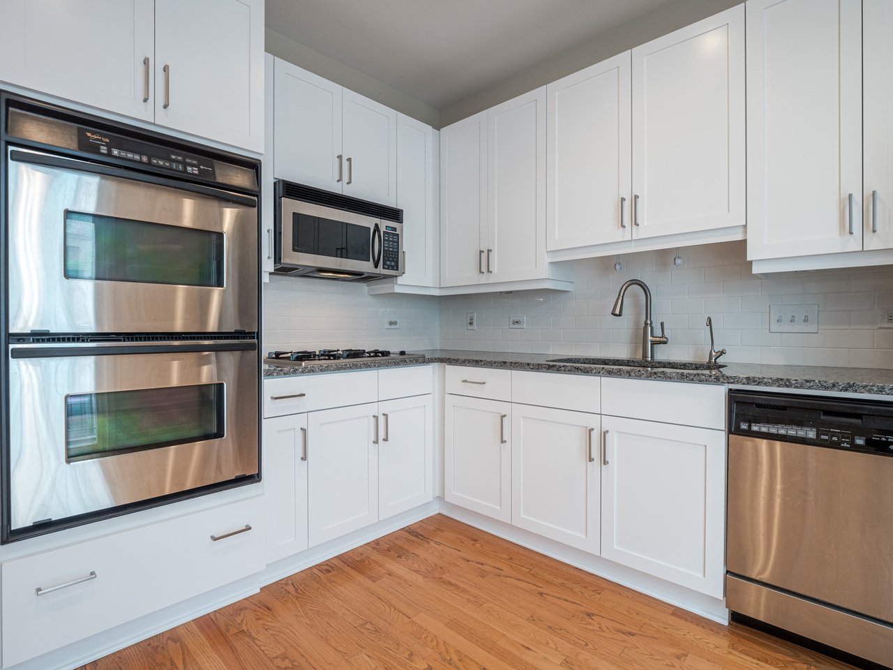 1351 W Altgeld Street # 3F