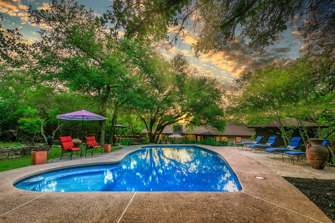 Updated, unrestricted Hillcountry Gem nestled in the Live Oak Trees