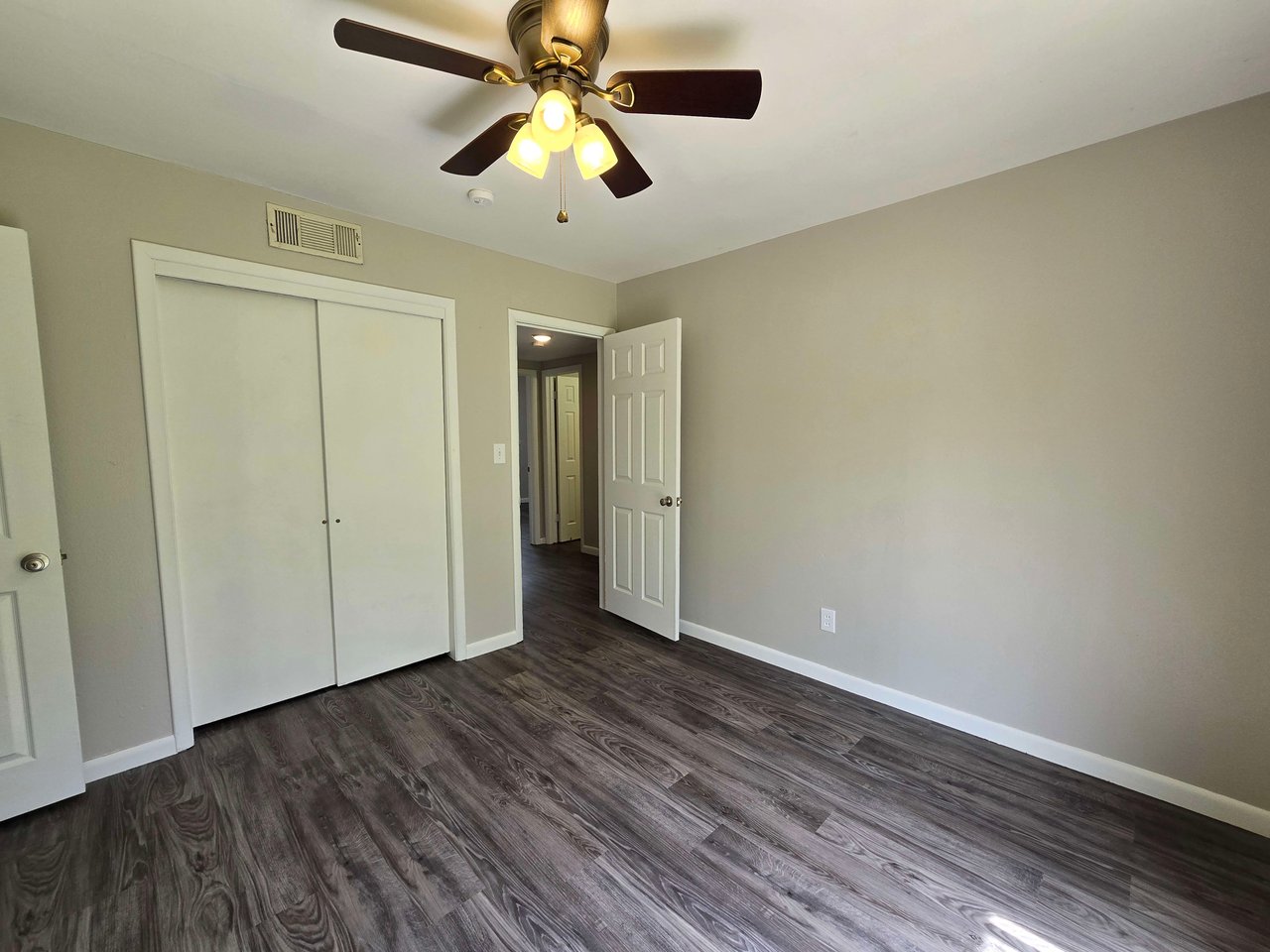 518 W Park 
