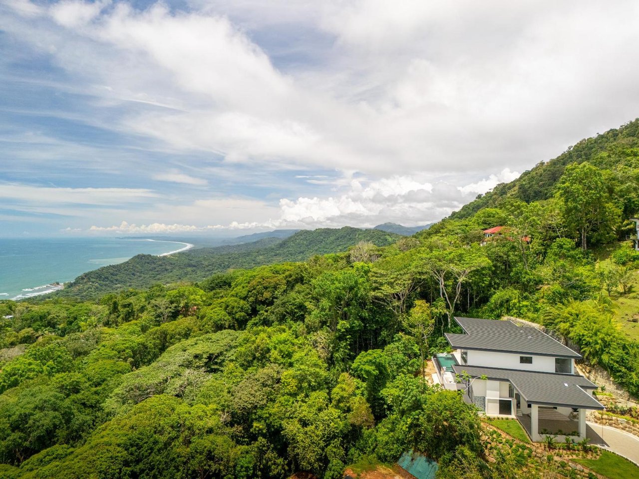 Contemporary Wellness Estate, Dominical, Puntarenas