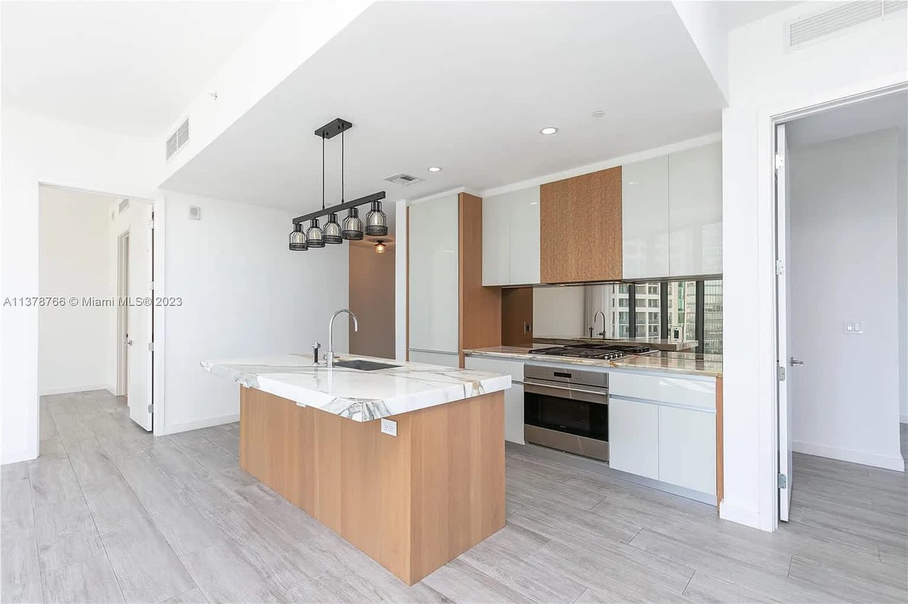 Park Grove Residences #1005