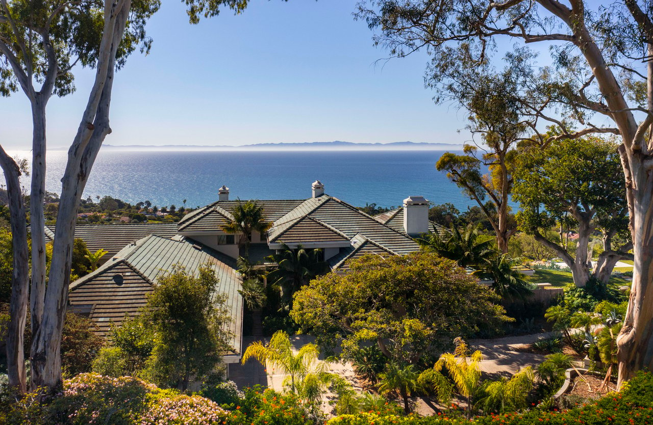 A California Home Outside Santa Barbara Lists for $21.5 Million