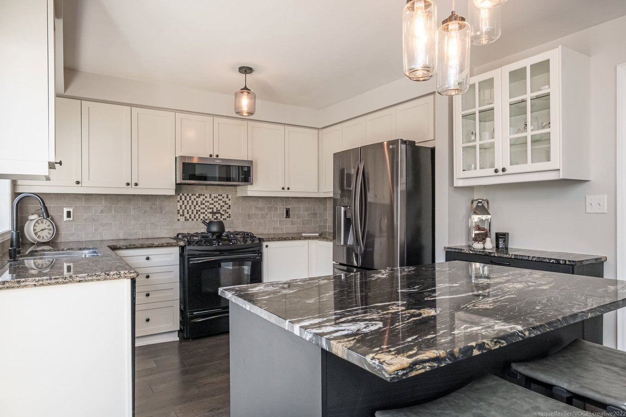 3077 Scotscraig Crescent, Oakville