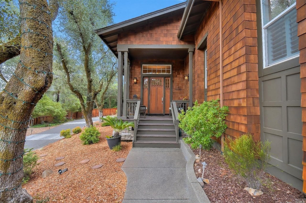 824 Olive Glen Ct
