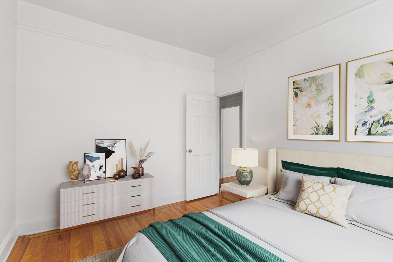 246 East 4th Street, Apt 1C
