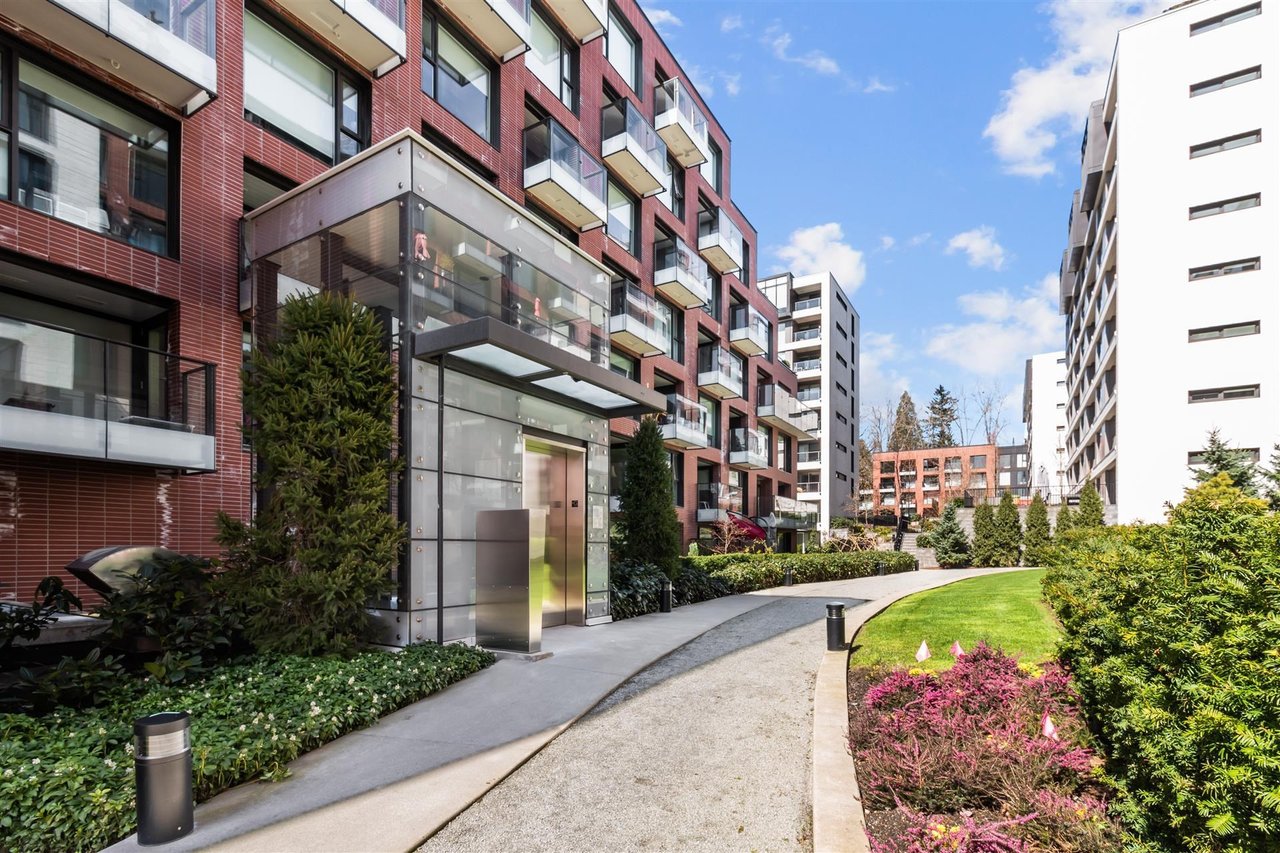 602-1561 W 57th Ave
