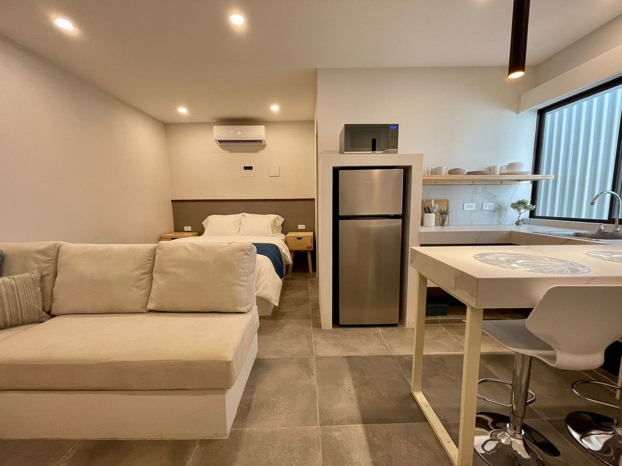 Turnkey Boutique Hotel with Pool, Jaco, Puntarenas