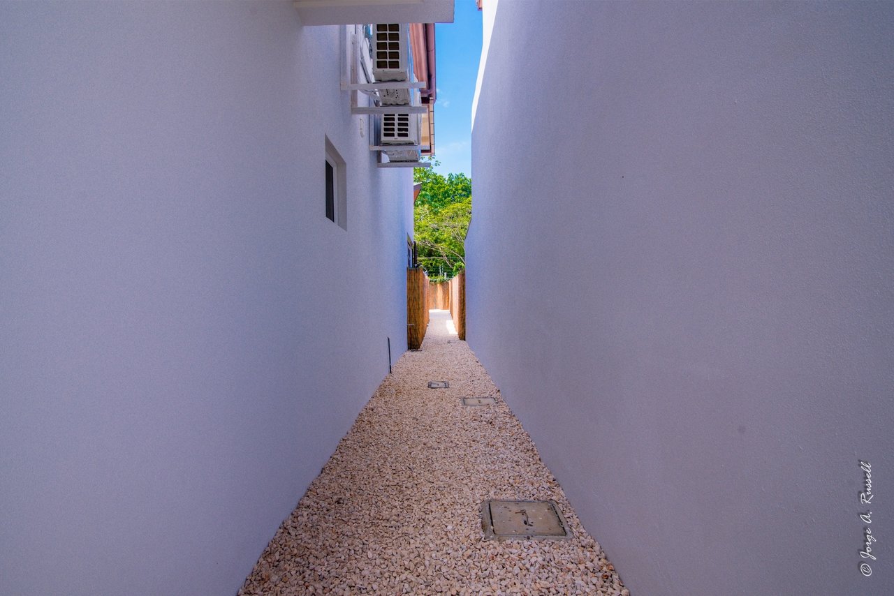 Tropical Income Generating Villa, Jaco, Puntarenas